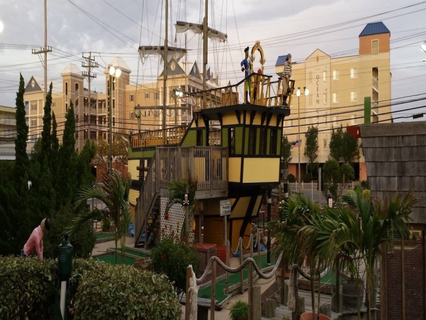 Old Pro Golf - 136th Street