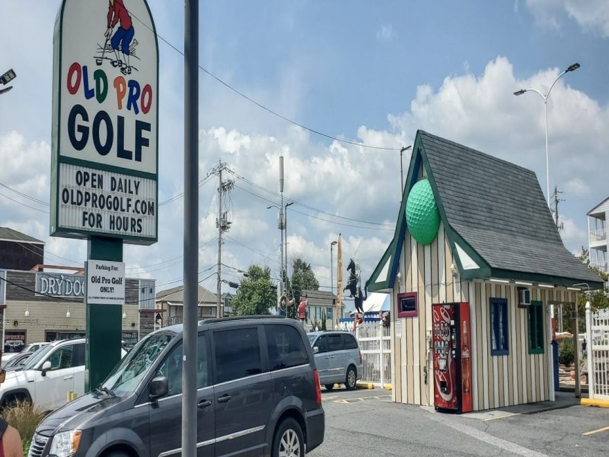 Old Pro Golf - 136th Street