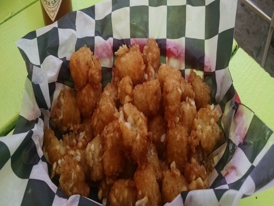 Hammerheads Bar & Grill