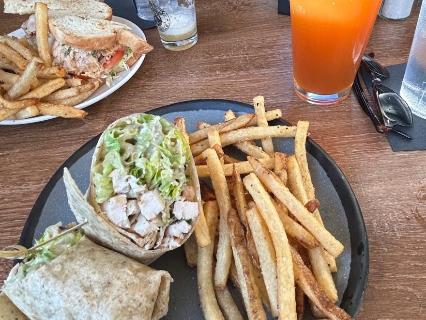 Taphouse West Bar and Grille