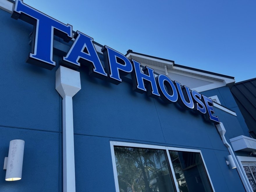 Taphouse West Bar and Grille