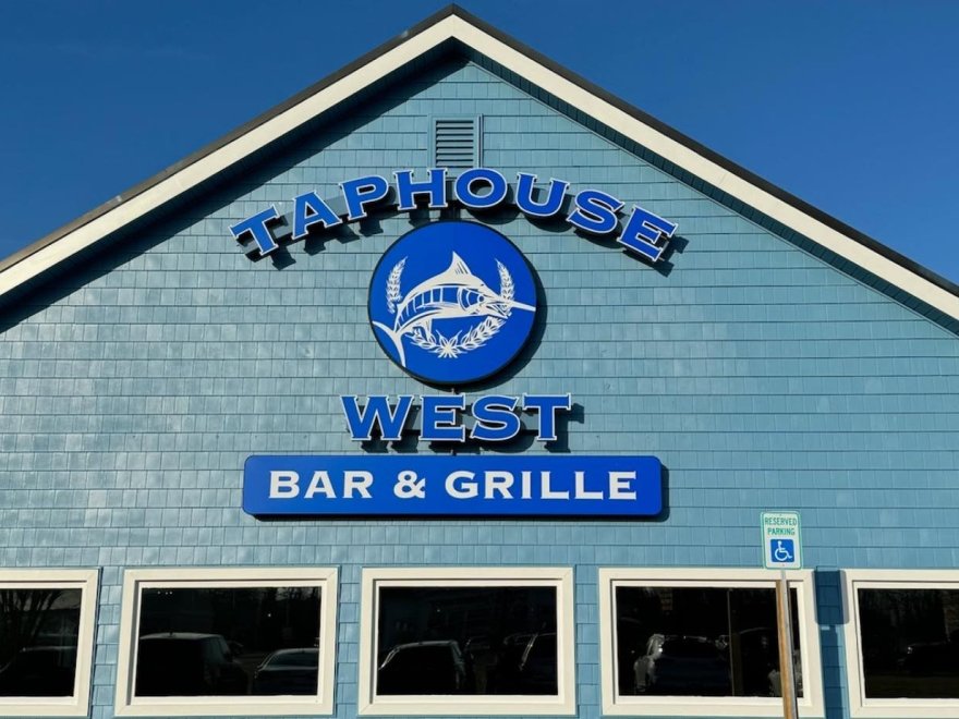 Taphouse West Bar and Grille