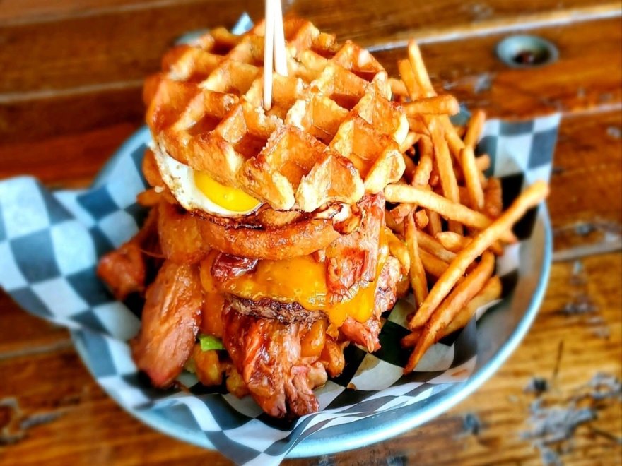 Oaked 110 Whiskey & Wine Bar