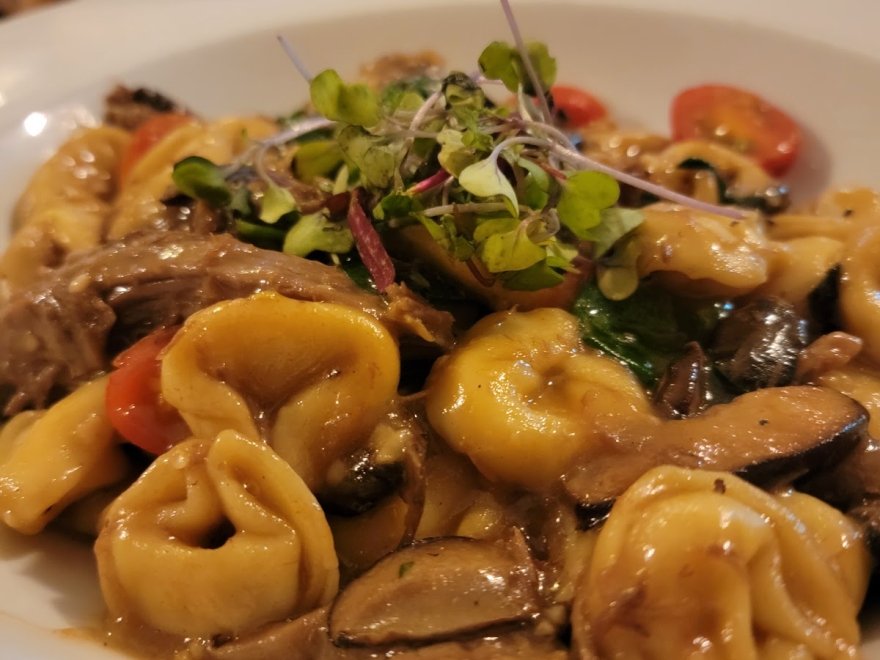 Oaked 110 Whiskey & Wine Bar