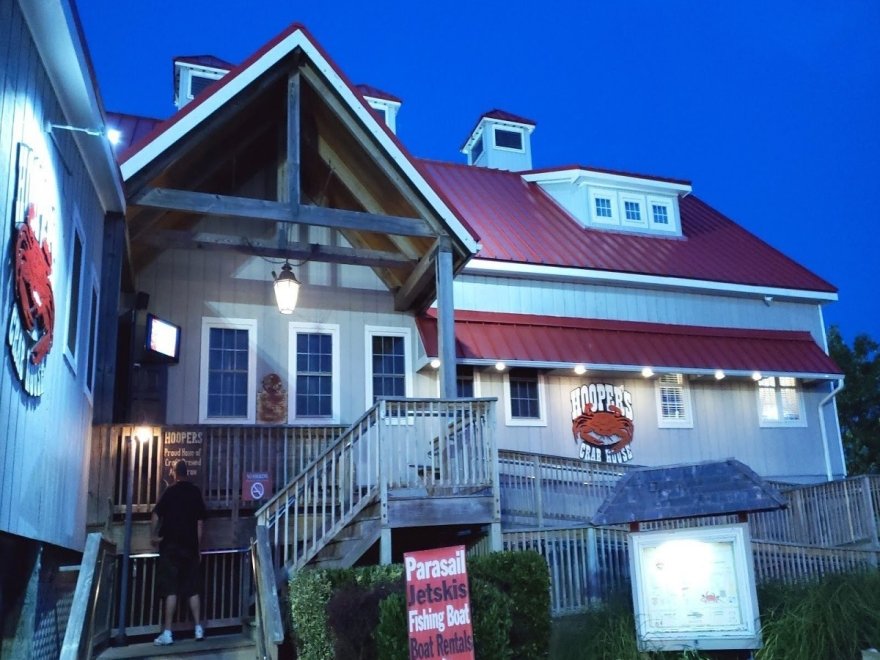 Hooper's Crab House & Sneaky Pete's