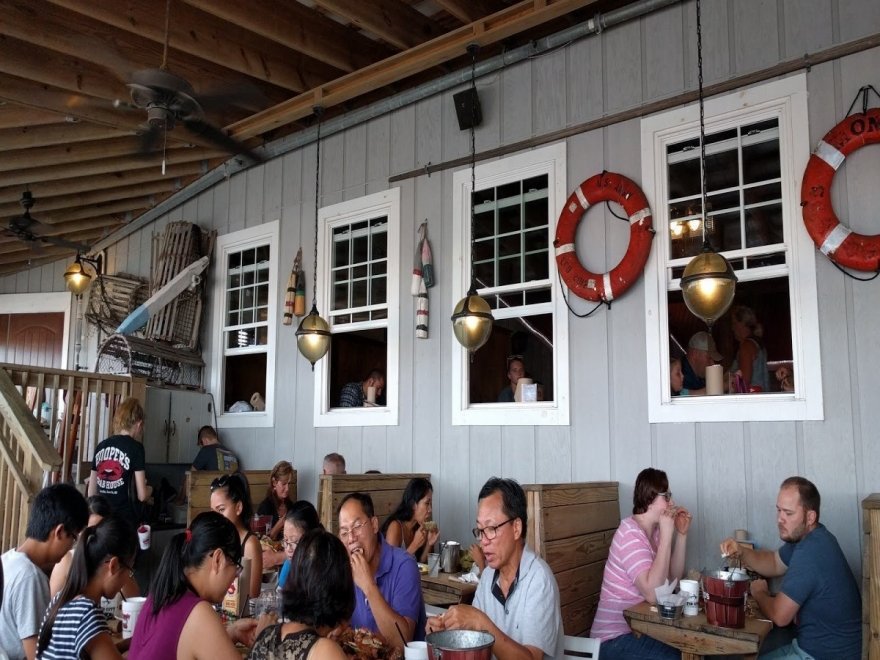 Hooper's Crab House & Sneaky Pete's