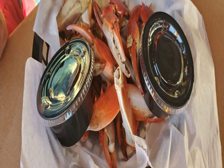 Hooper's Crab House & Sneaky Pete's