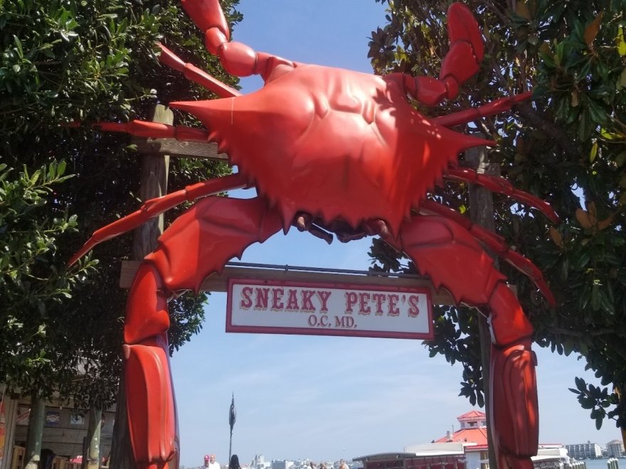 Hooper's Crab House & Sneaky Pete's