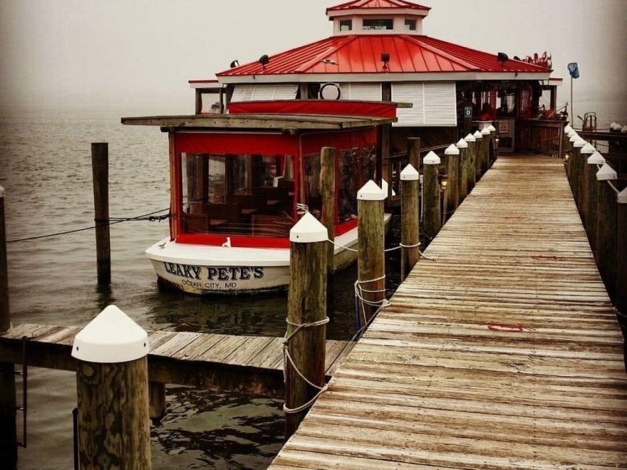 Hooper's Crab House & Sneaky Pete's