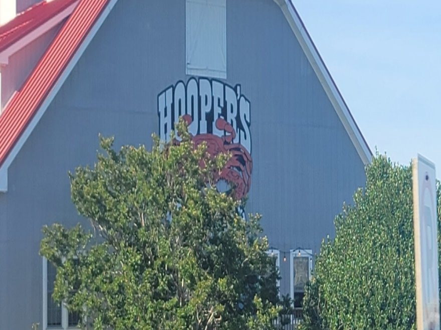 Hooper's Crab House & Sneaky Pete's