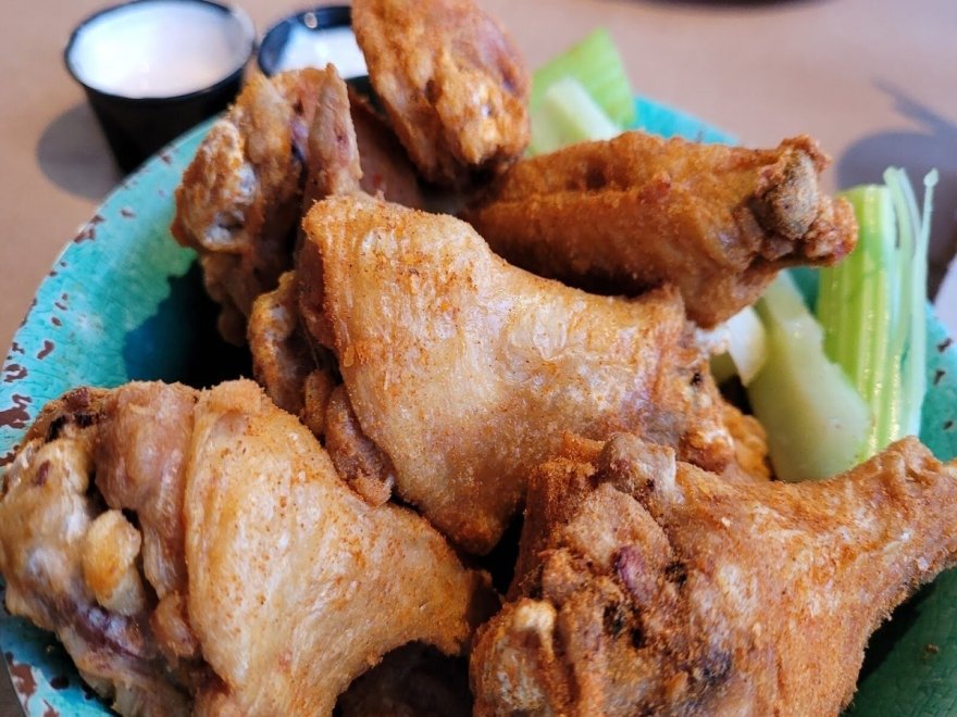 Hooper's Crab House & Sneaky Pete's