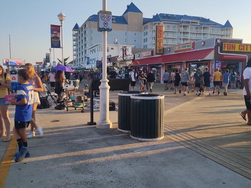 Boardwalk at Caroline Street Stage